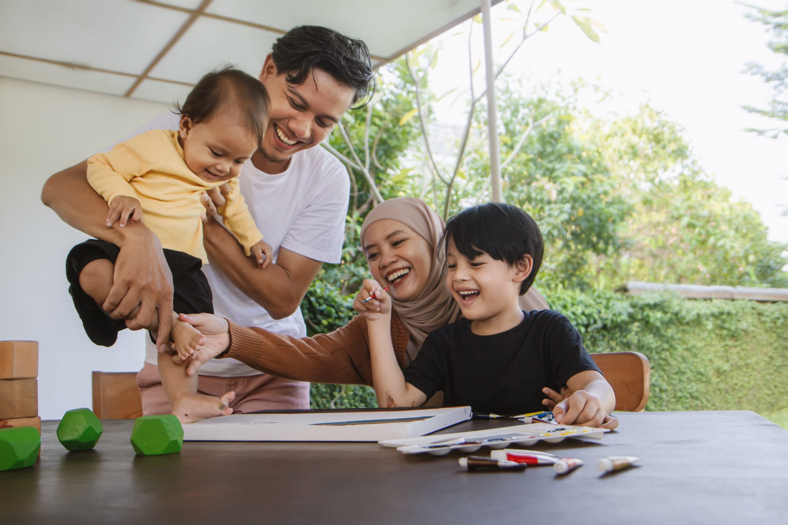 Immigrants & Refugees